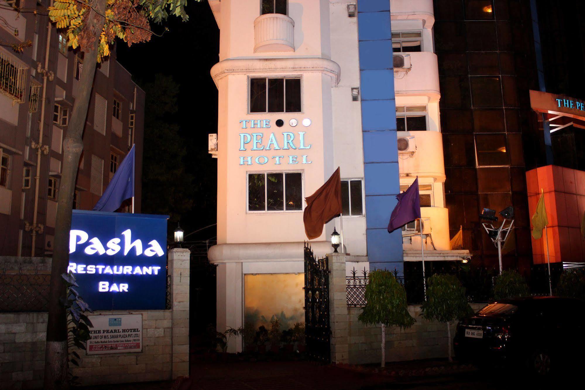 The Pearl Hotel Kolkata Exterior photo