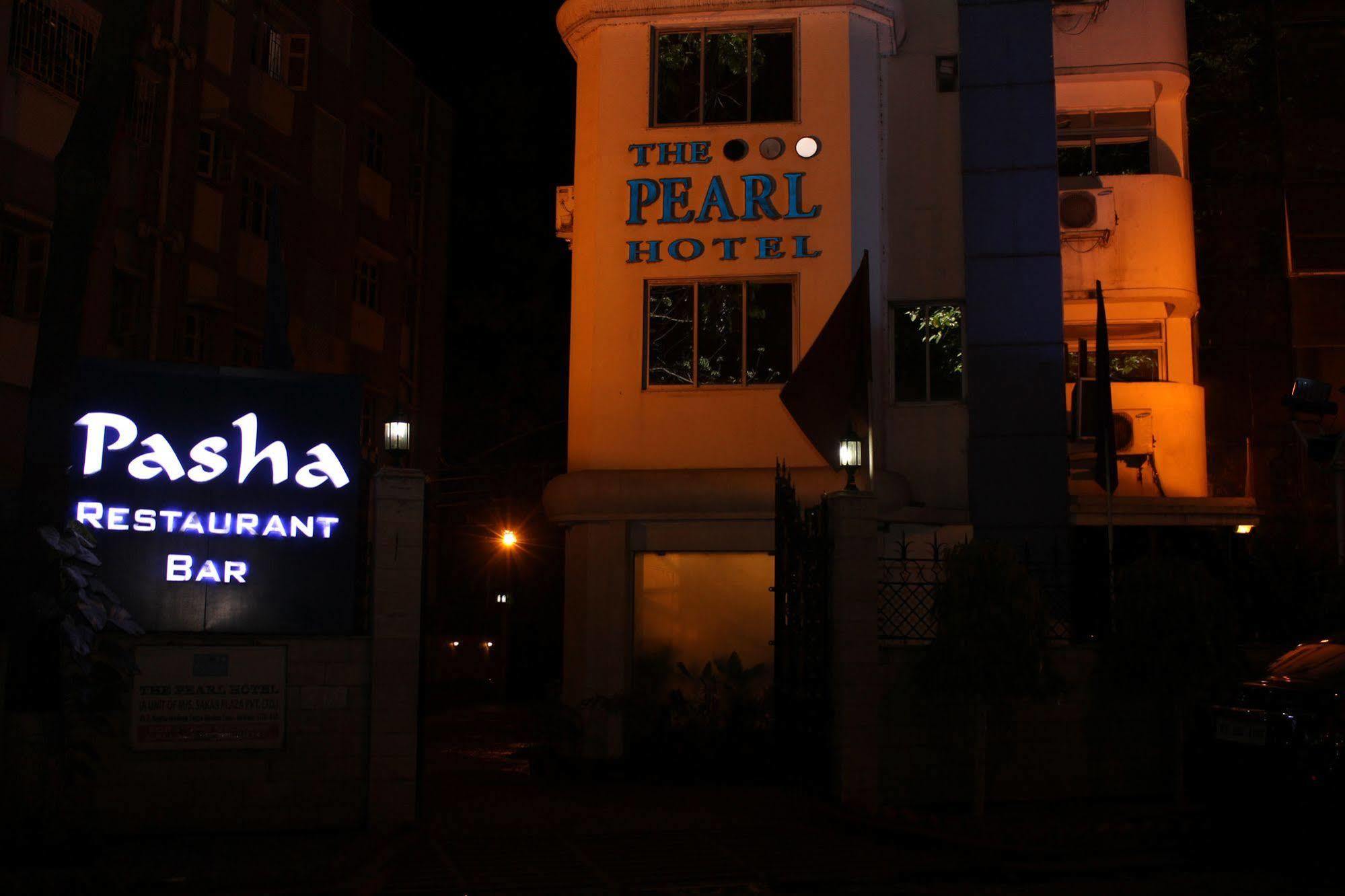 The Pearl Hotel Kolkata Exterior photo